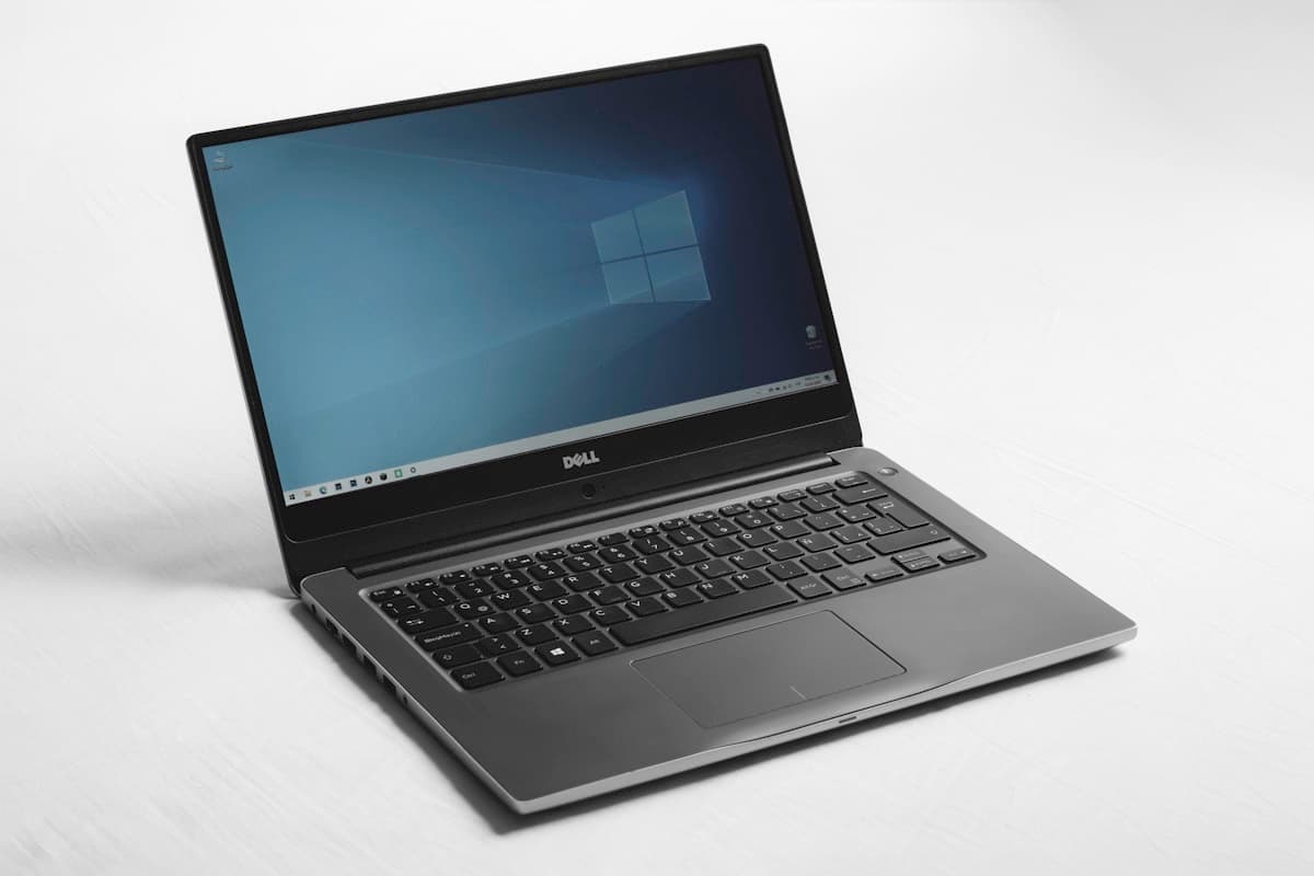 Dell Vostro 5370